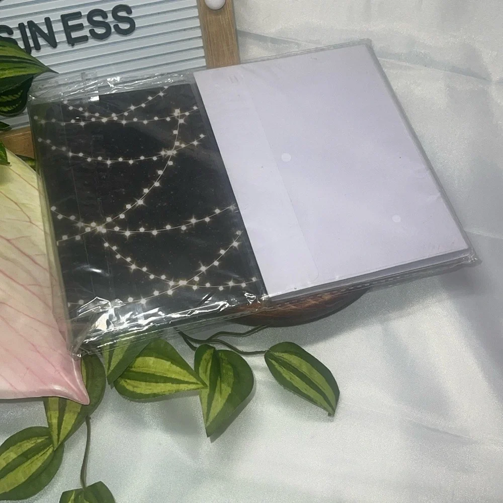 Shhh It's A Surprise | 25 Invitations and Envelopes